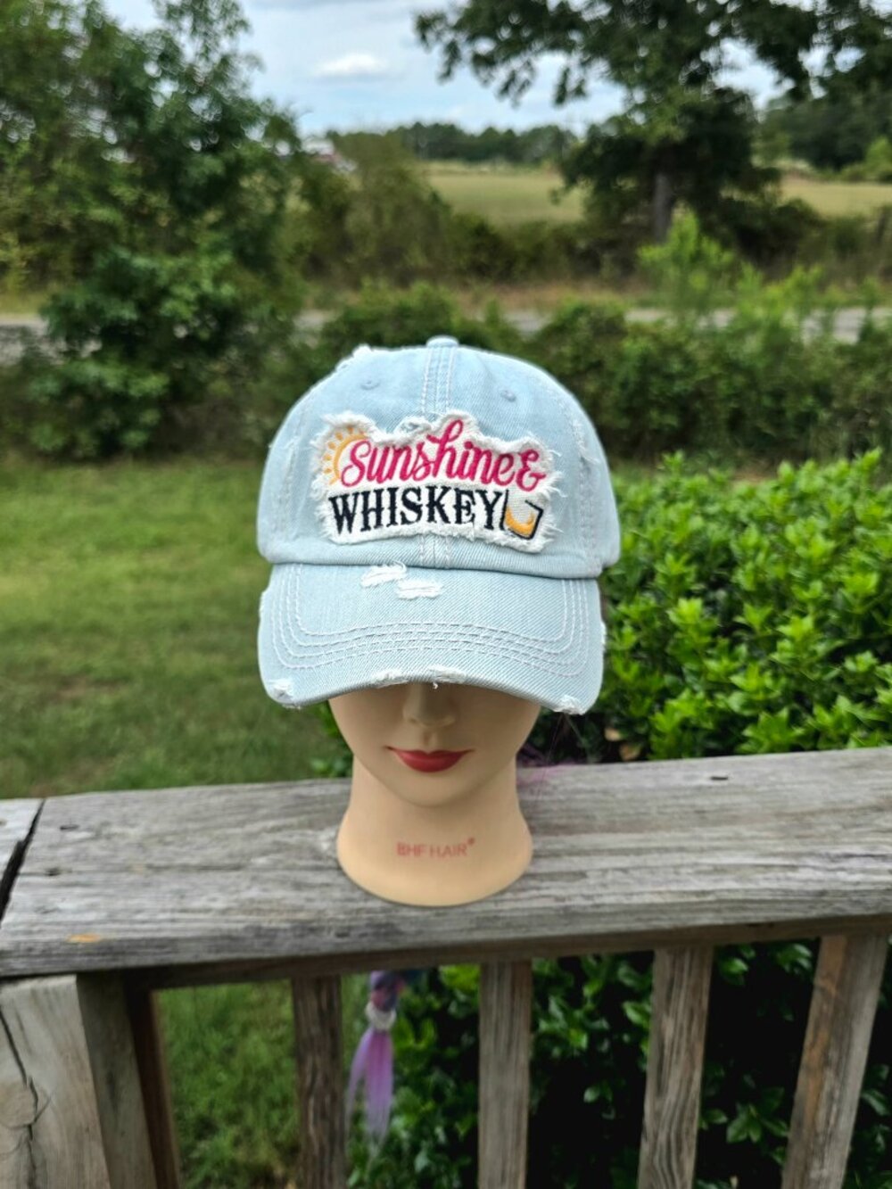 Ladies Lite Blue Denim Sunshine & Whiskey Hat new no tags